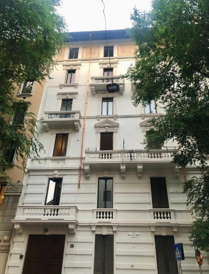 Sant'Ambrogio With Charme Apartment Милано Екстериор снимка