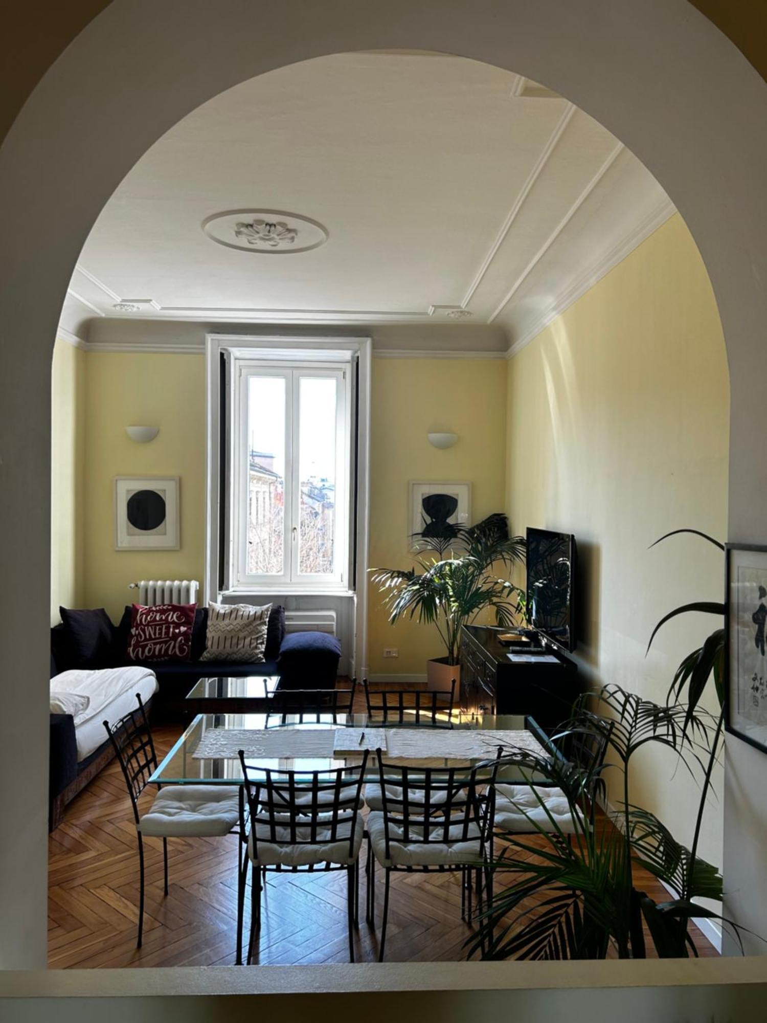 Sant'Ambrogio With Charme Apartment Милано Екстериор снимка