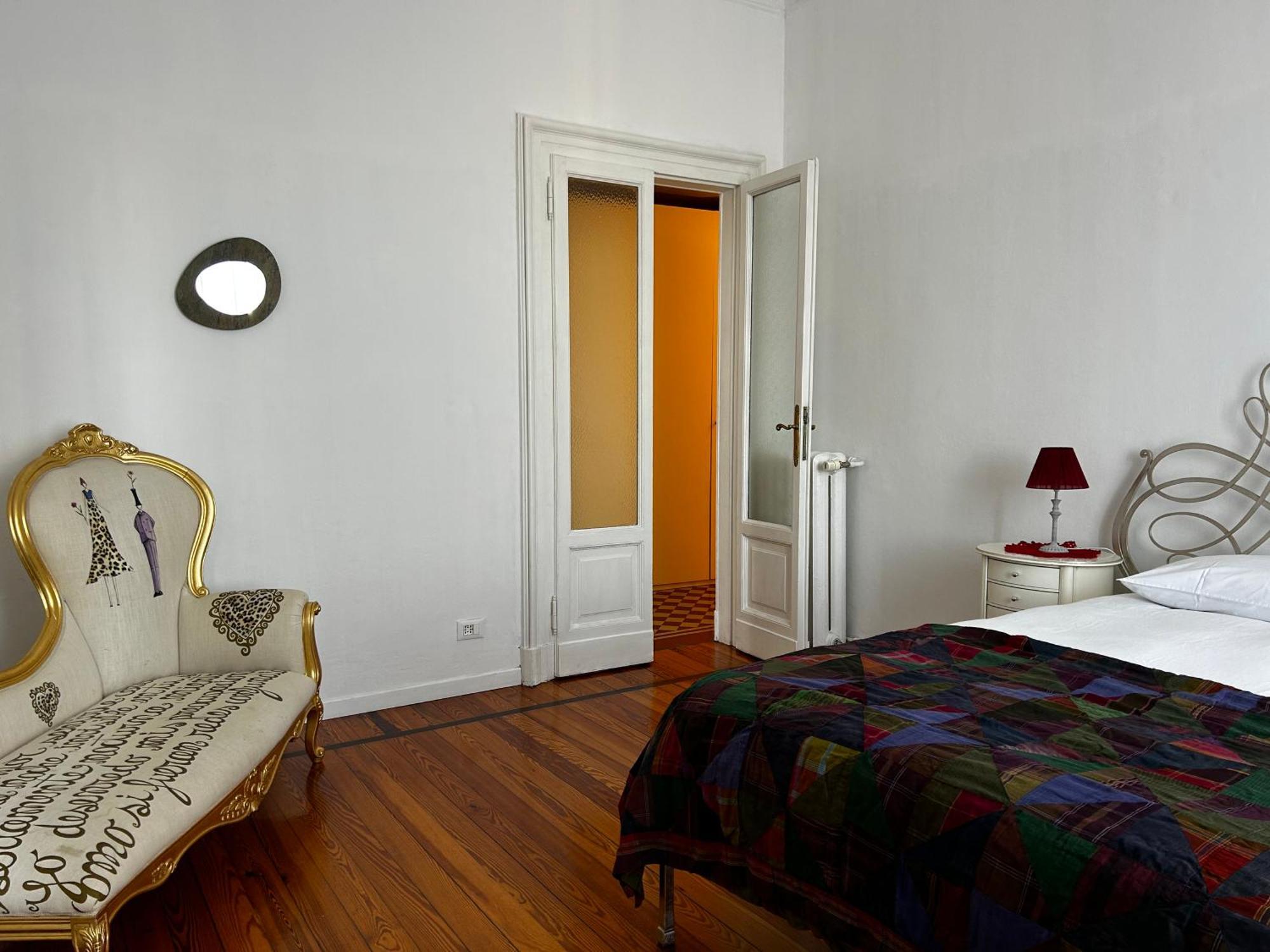 Sant'Ambrogio With Charme Apartment Милано Екстериор снимка