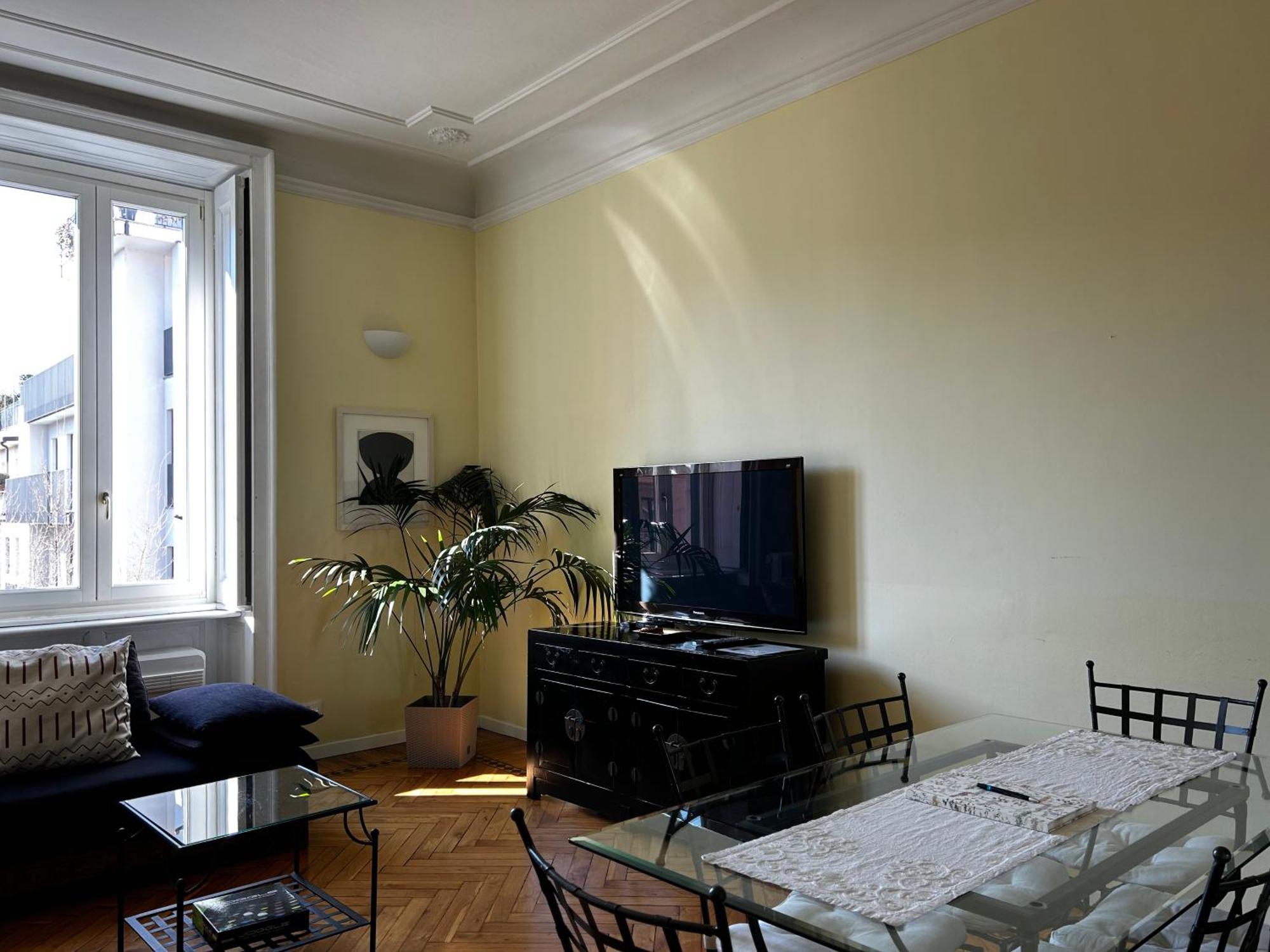 Sant'Ambrogio With Charme Apartment Милано Екстериор снимка